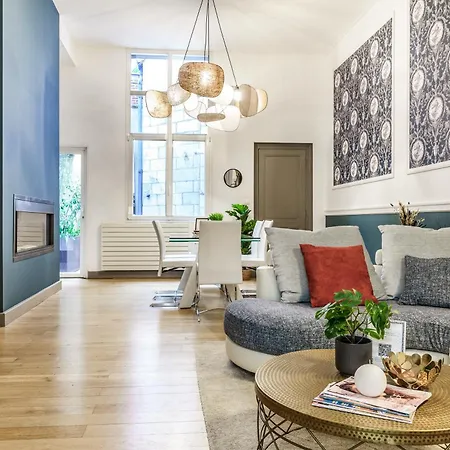 La Cour De L'opera - Prestiplace Collection וילה