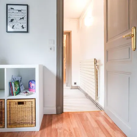 La Cour De L'opera - Prestiplace Collection