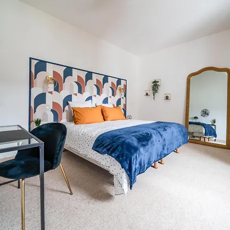 La Cour De L'opera - Prestiplace Collection Villa