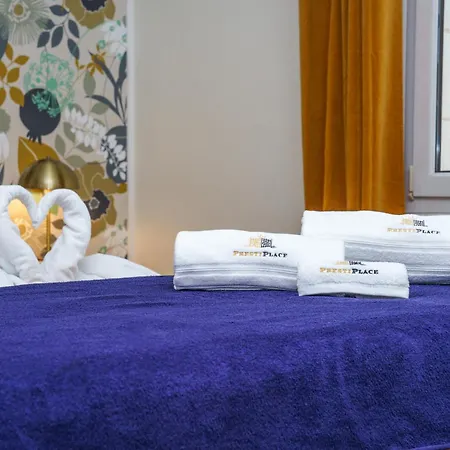 La Cour De L'opera - Prestiplace Collection Tours