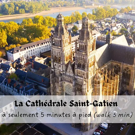 La Cour De L'opera - Prestiplace Collection וילה טור