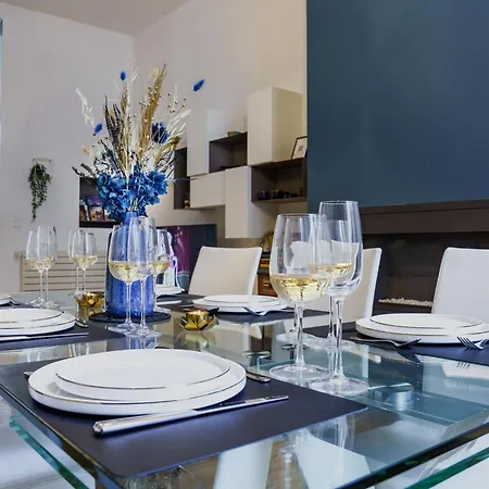 La Cour De L'opera - Prestiplace Collection Villa *