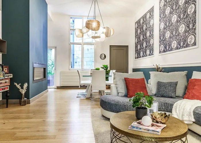 La Cour De L'opera - Prestiplace Collection Villa