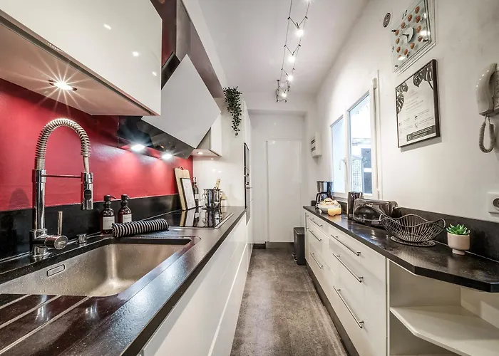 La Cour De L'opera - Prestiplace Collection Tours