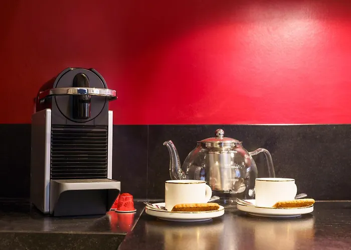 La Cour De L'opera - Prestiplace Collection Tours