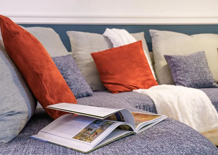 La Cour De L'opera - Prestiplace Collection * Tours