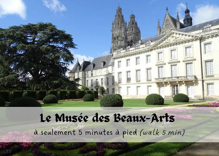 La Cour De L'opera - Prestiplace Collection Villa *