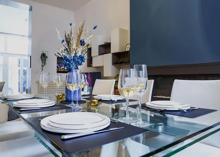 La Cour De L'opera - Prestiplace Collection Villa *